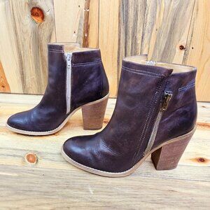 Mi Piaci Stacked Heel Leather Ankle Boot